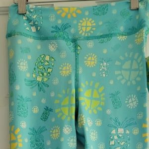 Funky pineapple yoga leggings NWT